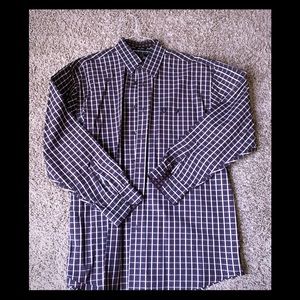 Men’s casual button down shirt